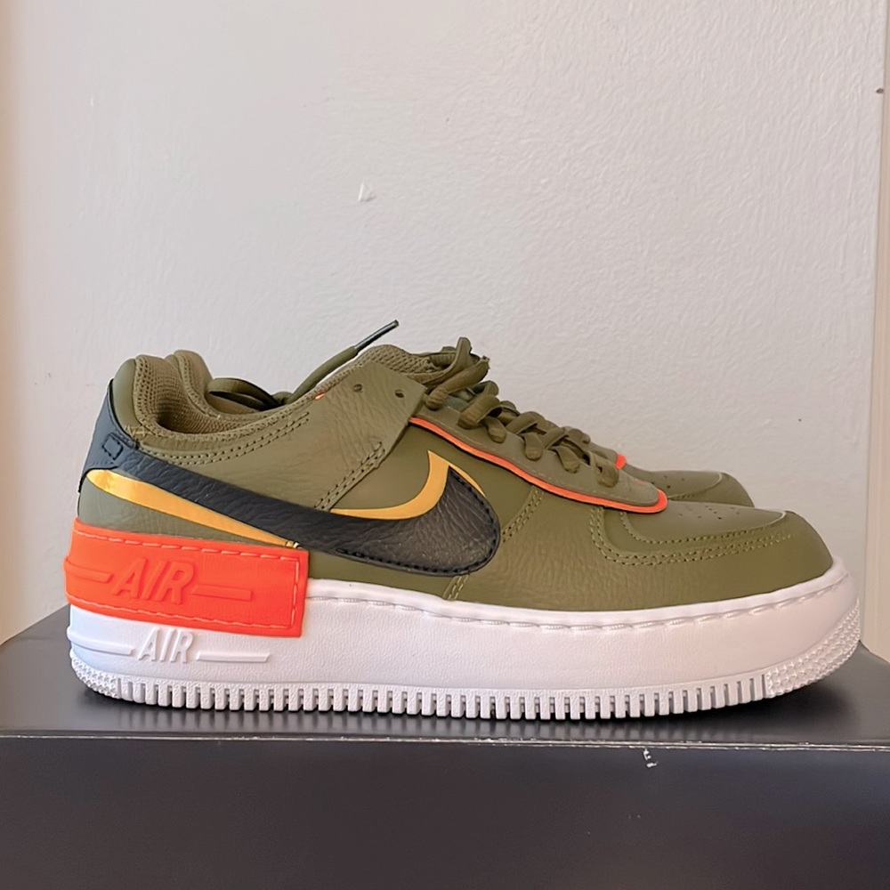 Nike AF1 Shadow Olive/black sneakers